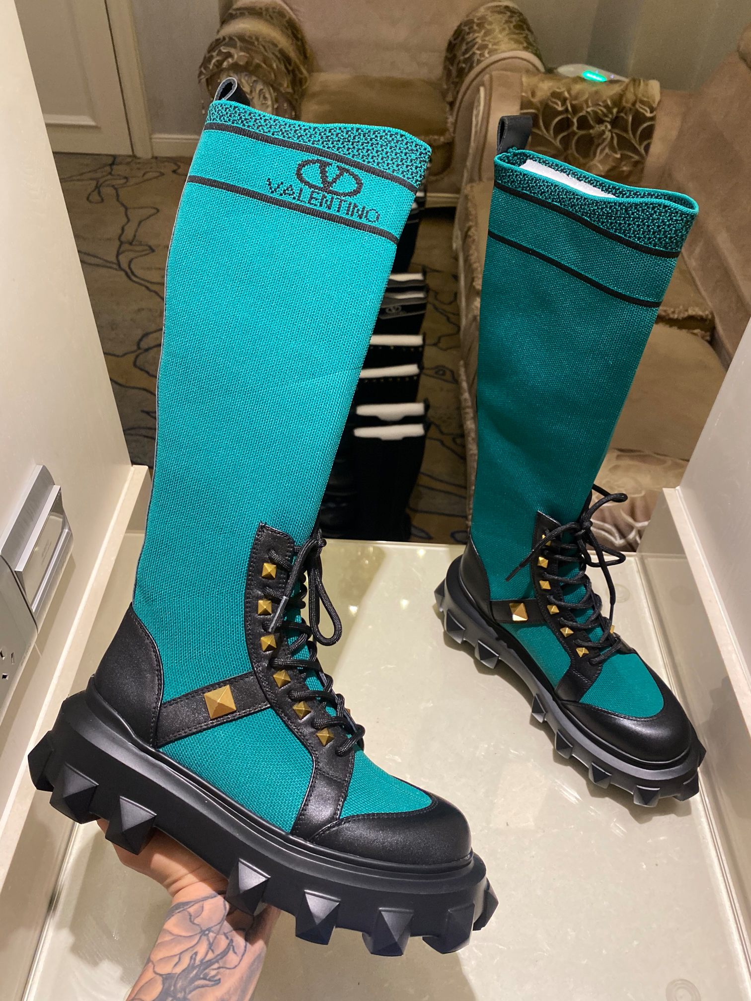 Valentino shoes (35-41) V001