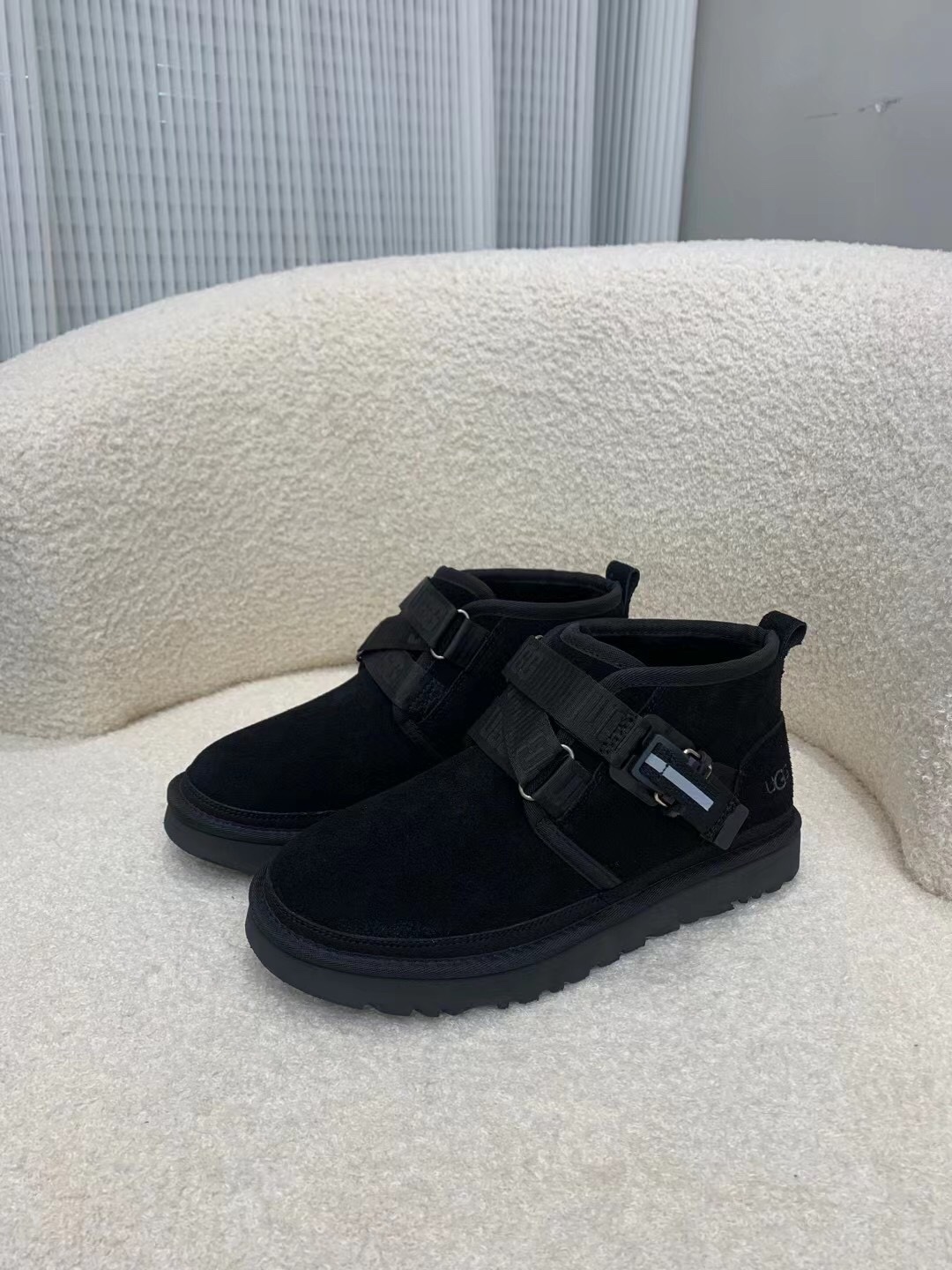 UGG shoes 026 BY042