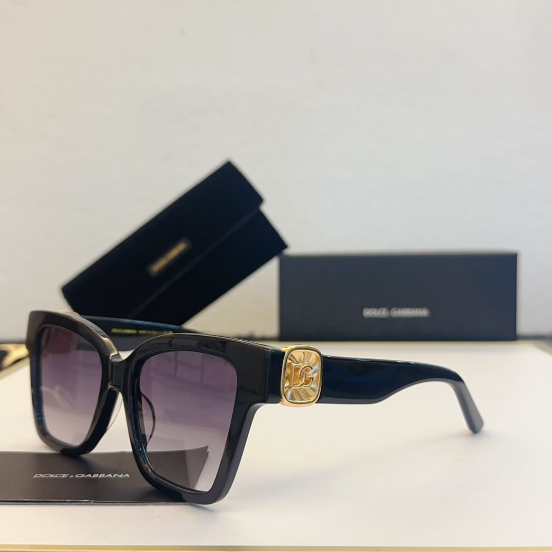 Dolce & Gabbana Sunglasses DG4470 SM051