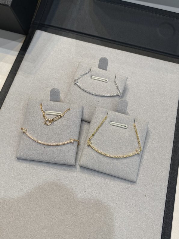 Tiffany T Smile Necklace Dupe, Diamonds