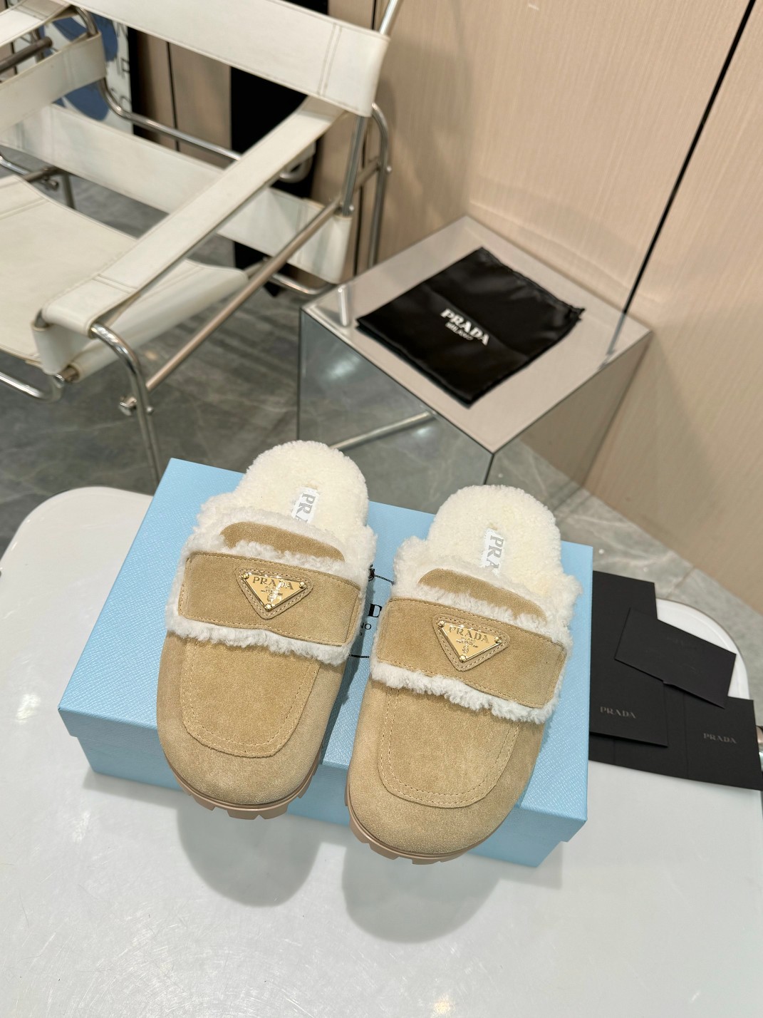 Prada shoes 073 XM072