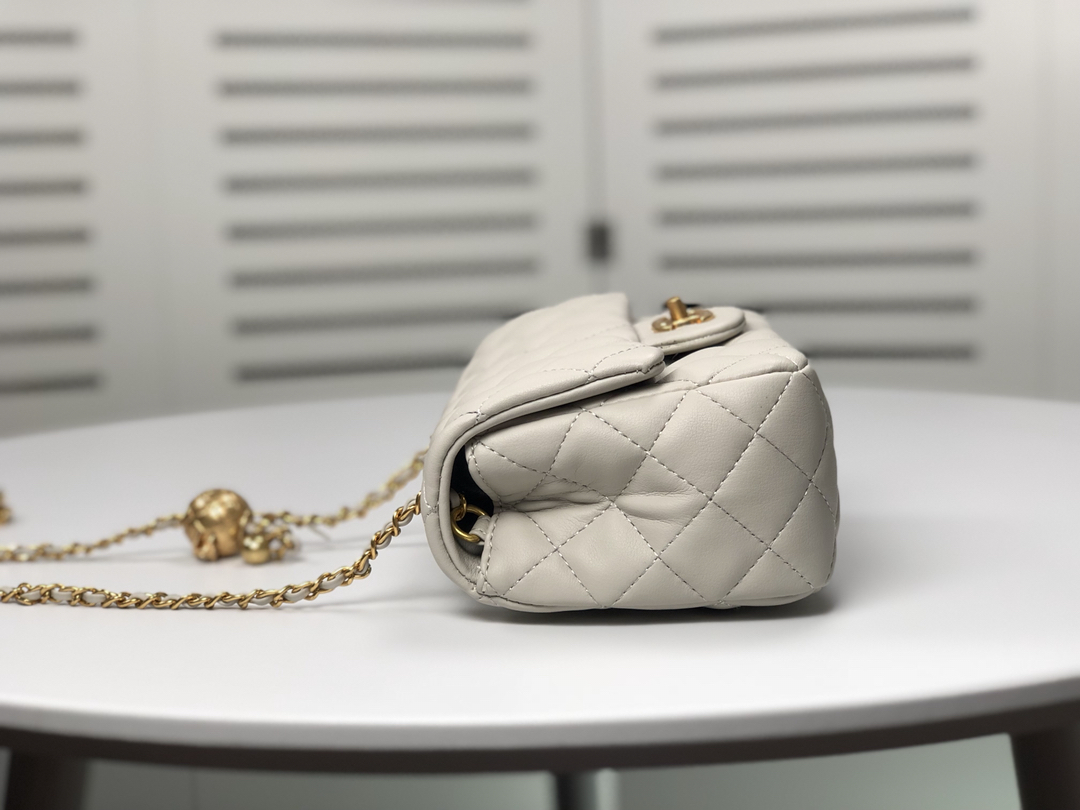 Chanel Cross Body Metal Ball Chain Shoulder Bag Handbag