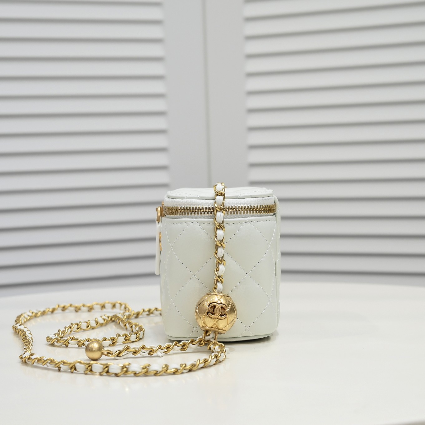 Chanel Golden·Ball Makeup Box Bag Small Shoulder Bag Handbag