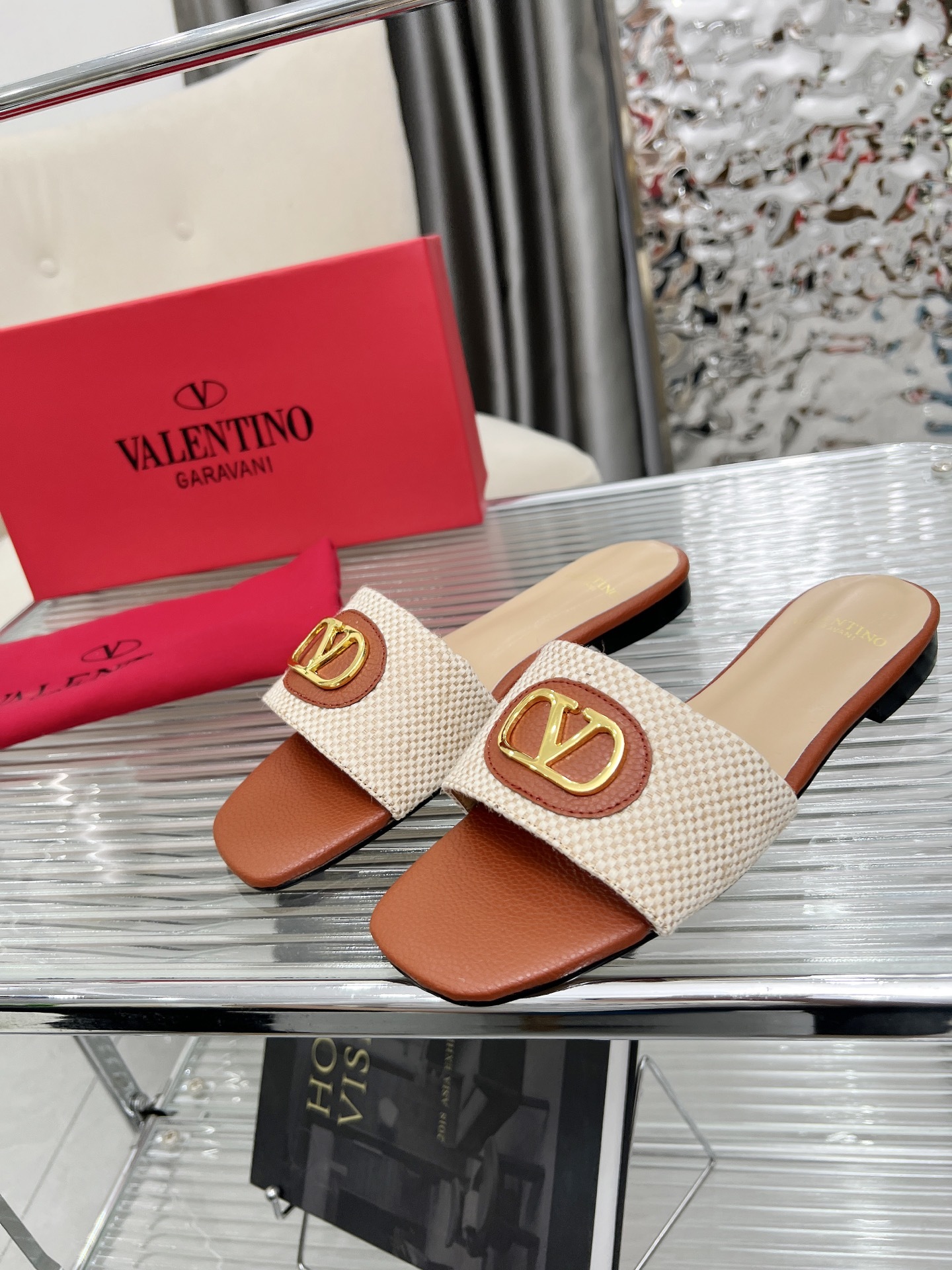 Valentino Shoes Two-tone flat-bottomed ladies' Slippers