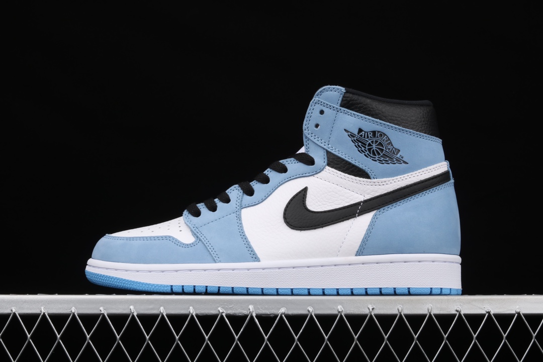 Air Jordan 1 Retro High 555088-134