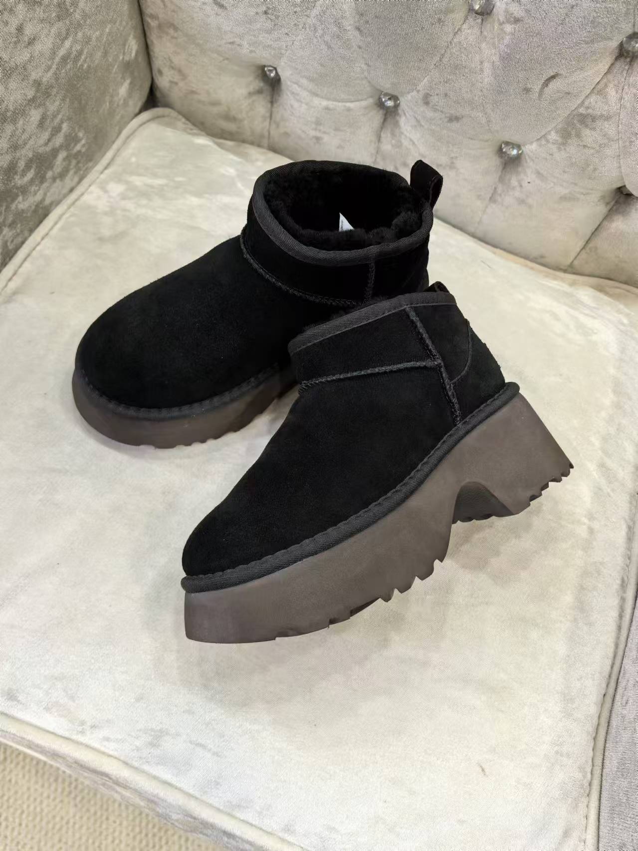 UGG shoes 015 BY081