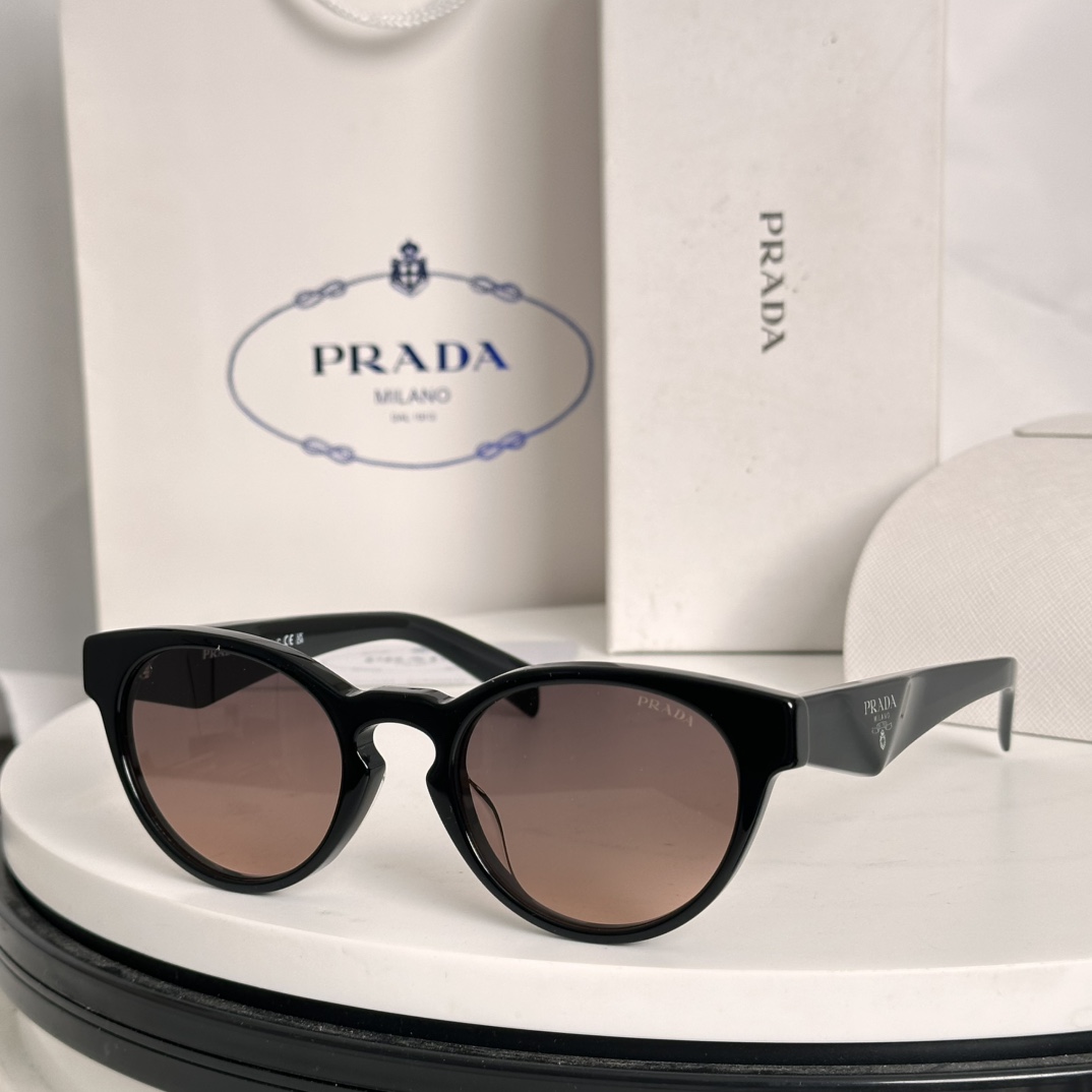 Prada Sunglasses PRA11VD SM021