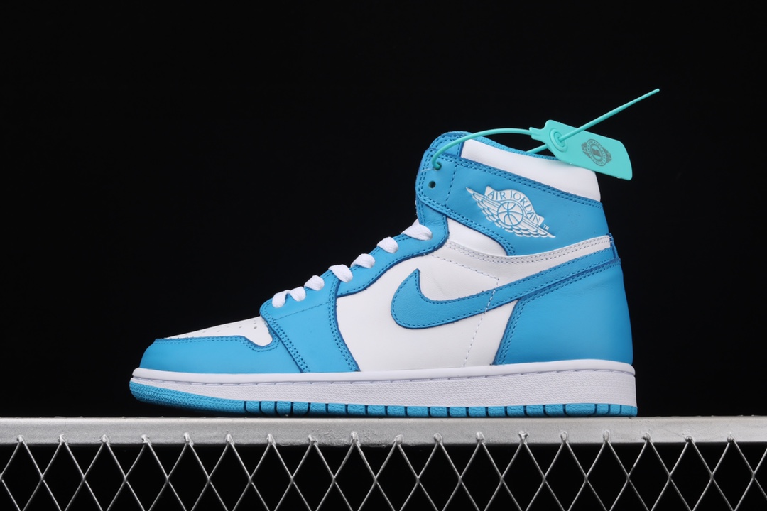 Air Jordan 1 Retro High OG 555088-117
