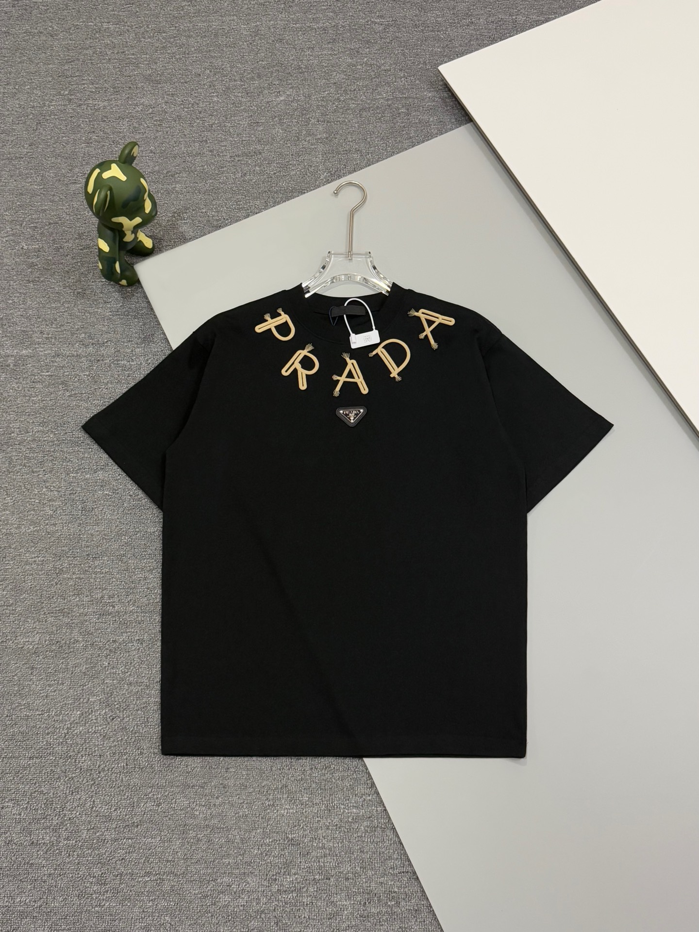 Prada T-Shirts 006