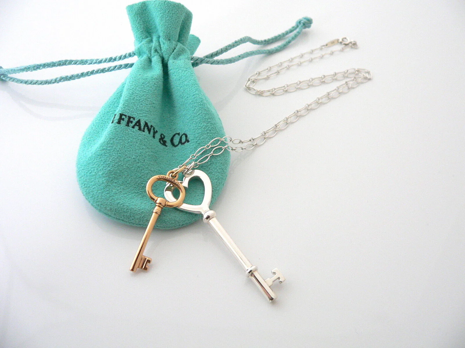 Tiffany Co Silver 18K Rose Gold Oval Heart Key Necklace Pendant Charm 18 Inches