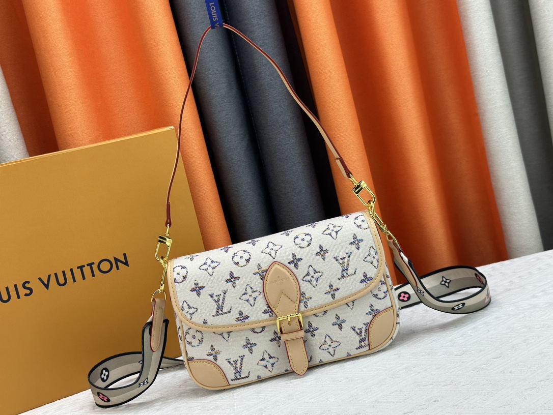 Louis Vuitton LV Diane M46386 M45985 Shoulder Bag Handbag