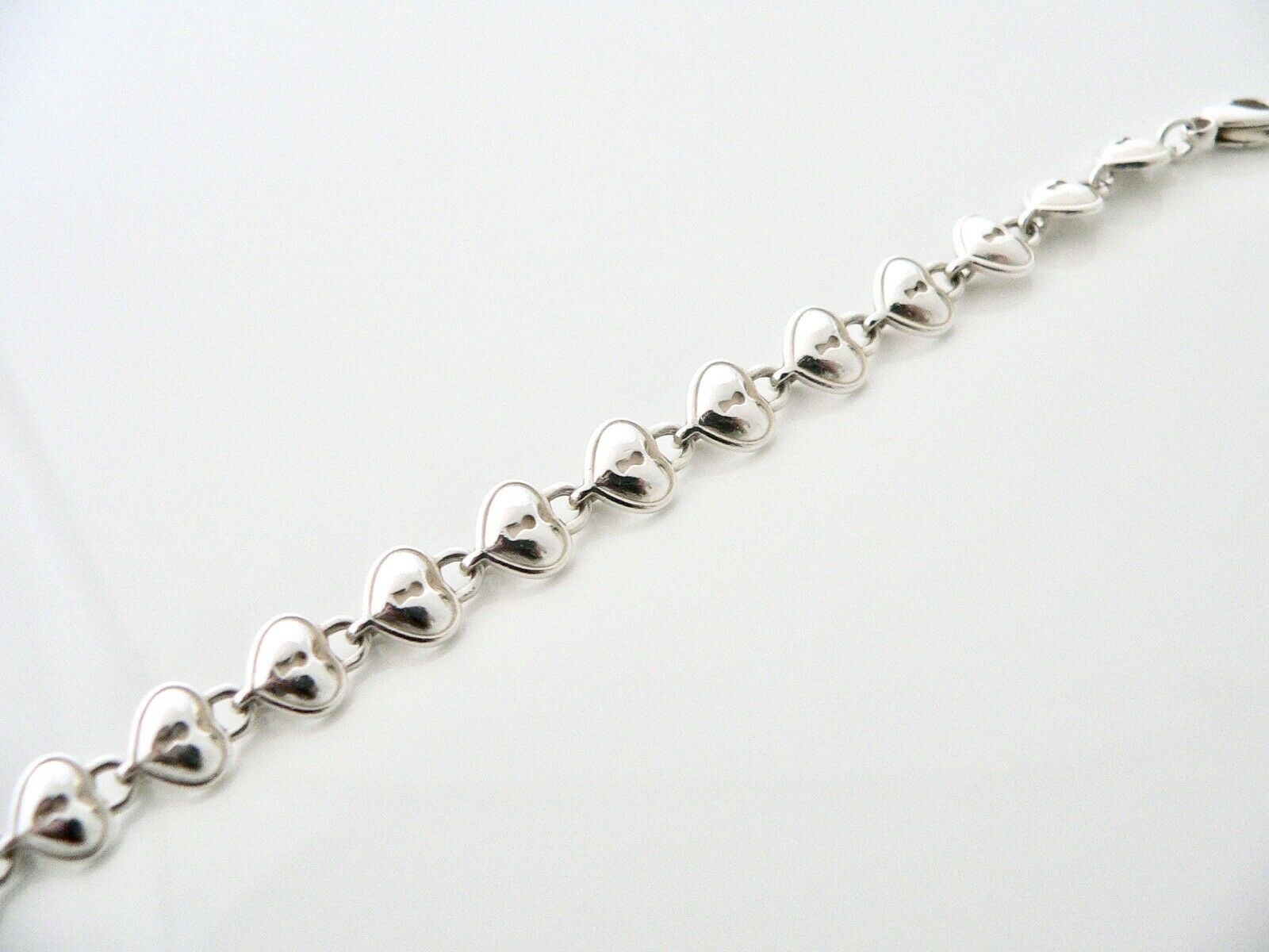 Tiffany & Co Heart Key Hole Link Links Bracelet Bangle Chain Silver 7.5 Inch Art