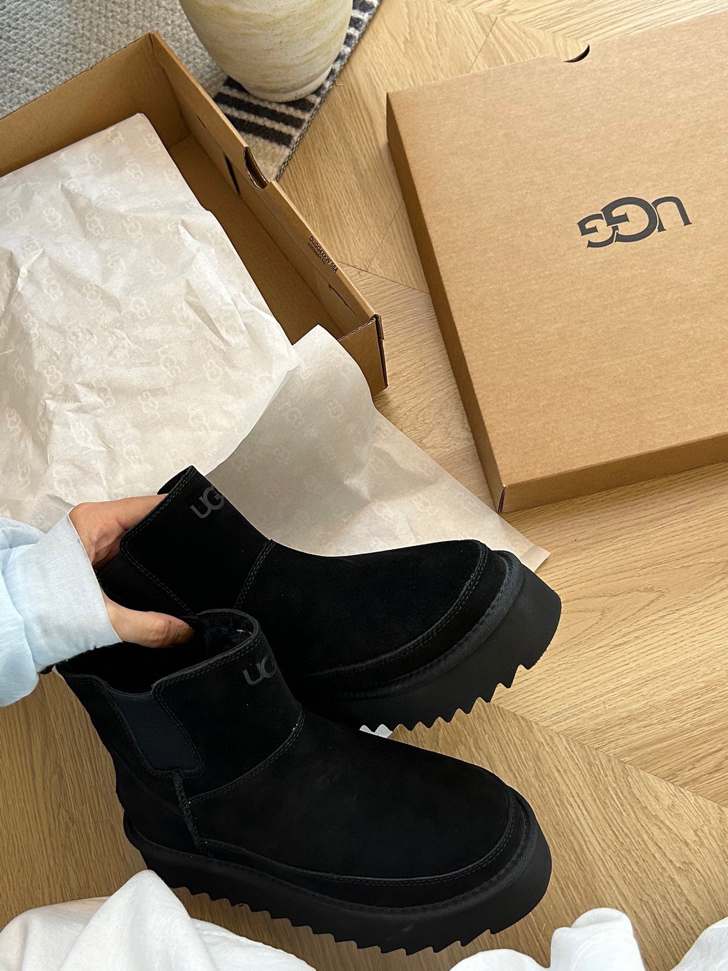UGG shoes 011 BY022