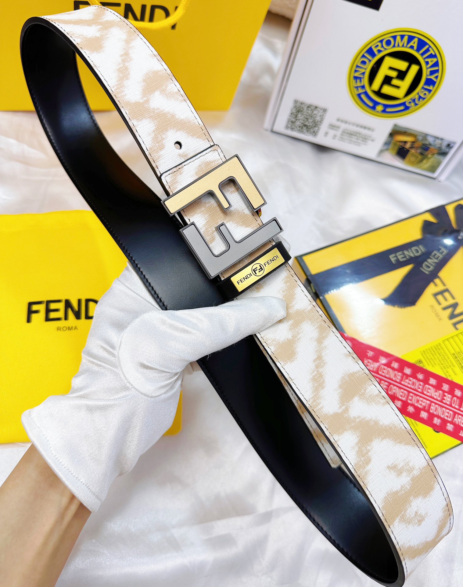 Fendi Leather Belts 1:1 Mirror Version
