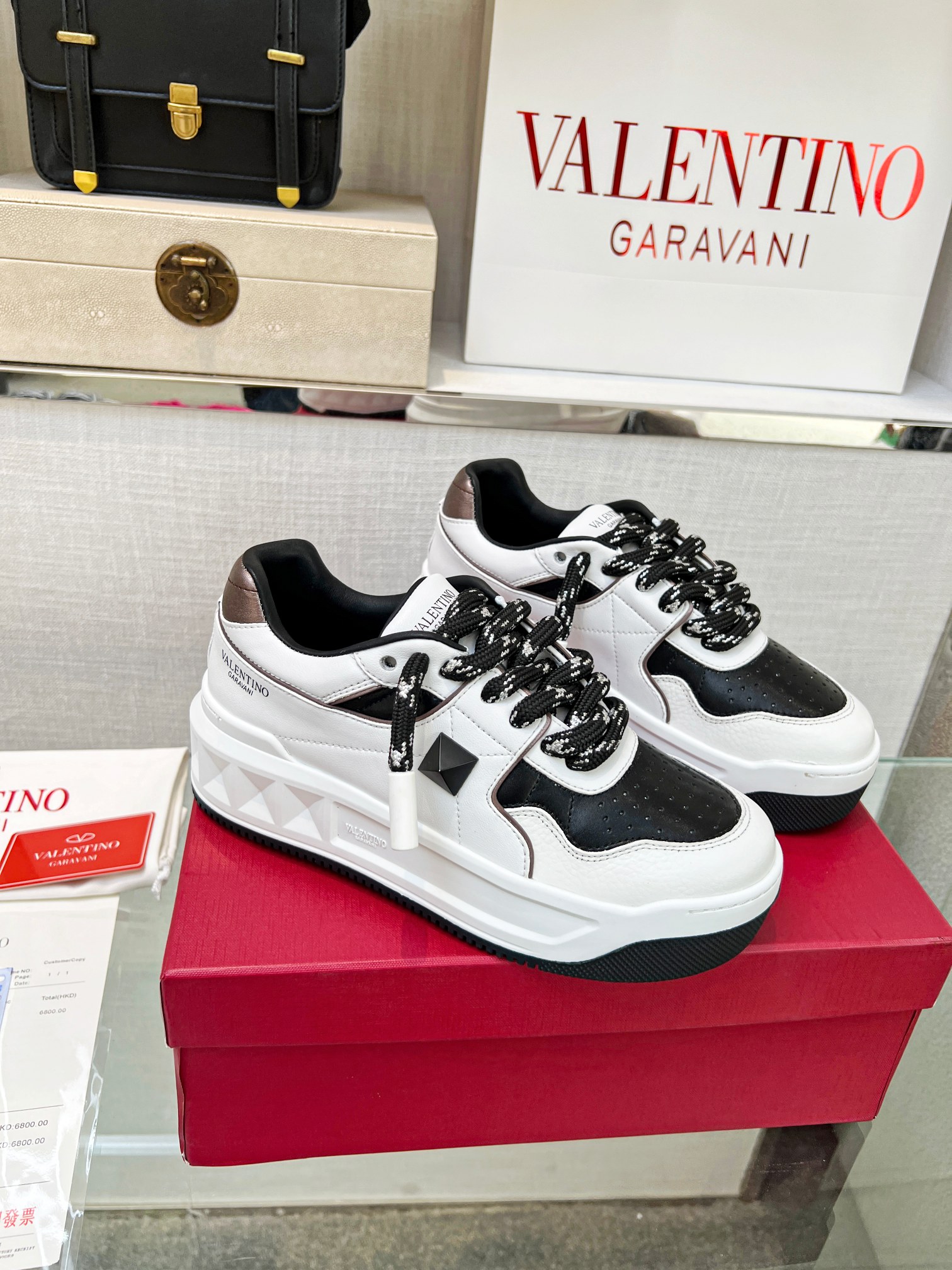 Valentino 002 Casual shoes XM 033