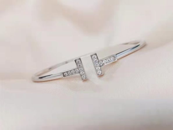 Tiffany T Diamond Wire Bracelet Dupe