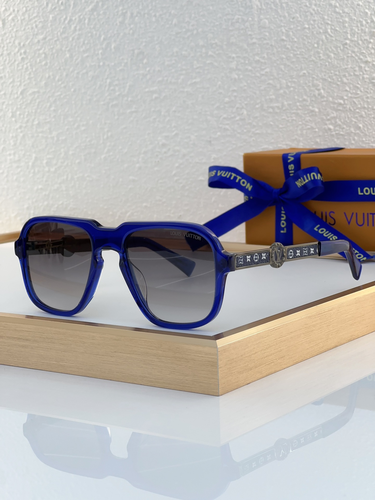 Louis Vuitton LV Sunglasses