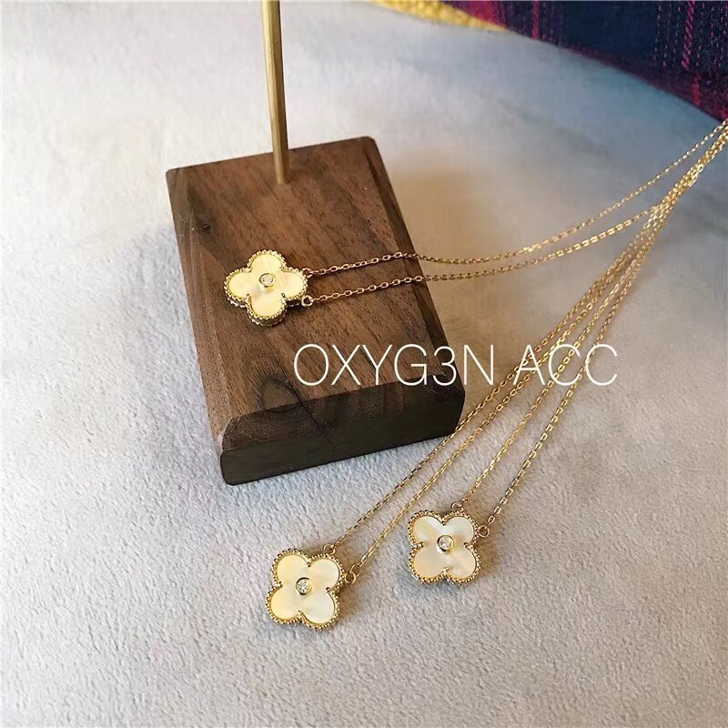 Van Cleef & Arpels Gold Mother-of-Pearl Four-Leaf Clover Necklace, Vintage Alhambra pendant