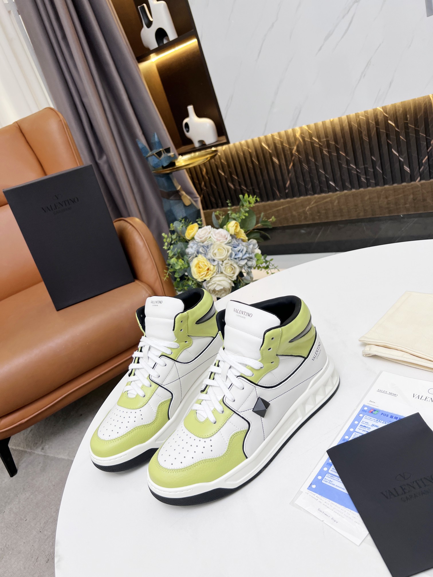 Valentino shoes (35-45) V002