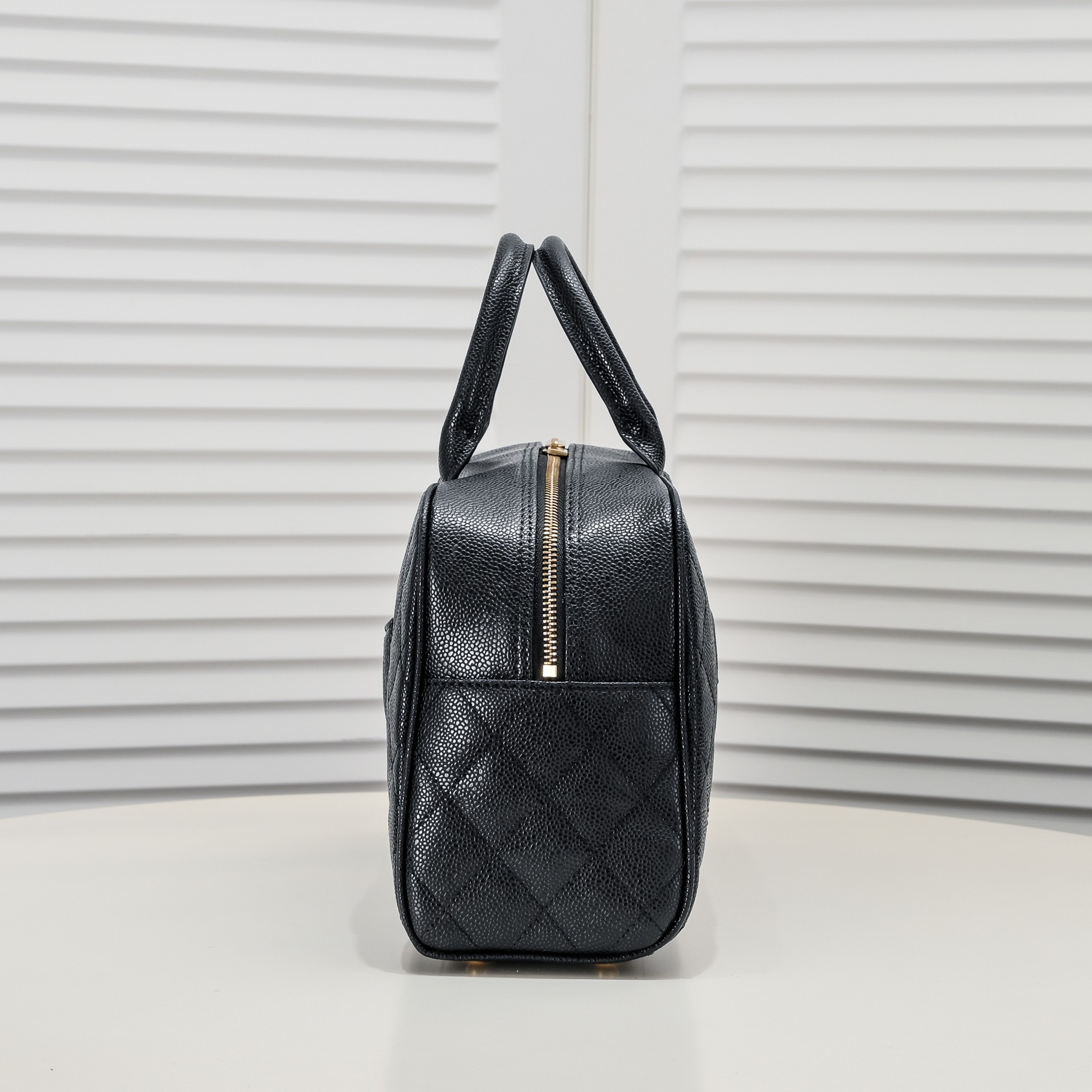 Chanel 24c Vintagep Hilton Bag Shoulder Bag Handbag