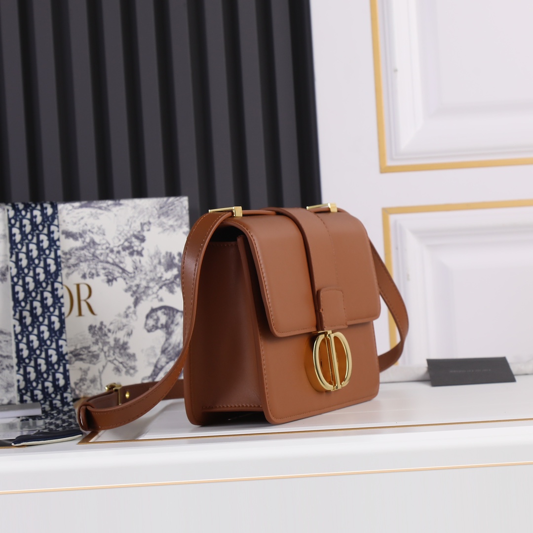 30 Montaigne Bag Brown CD-1001 XB081 24cm