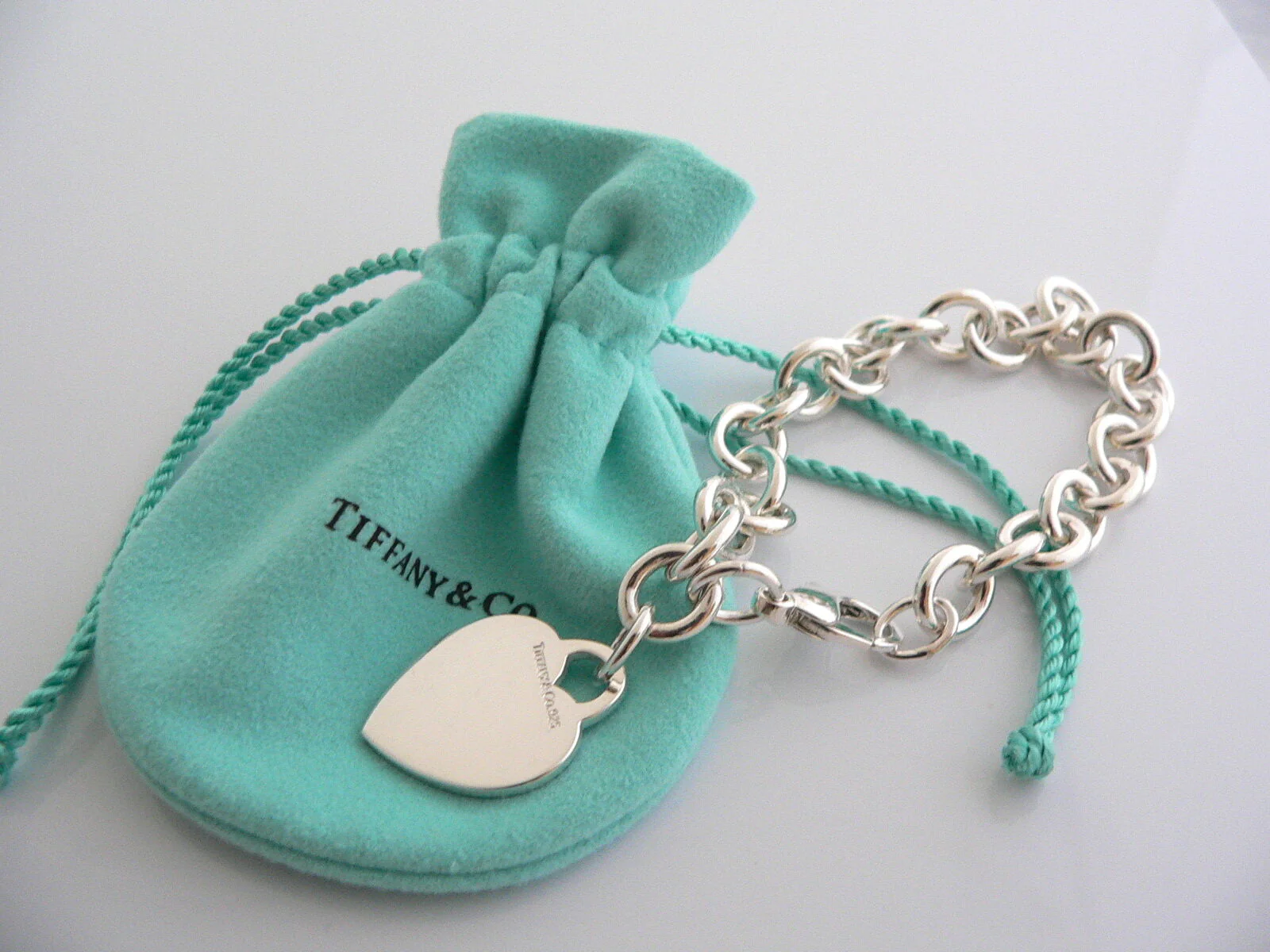 Tiffany & Co Heart Tag Bracelet Bangle 7.5 Inch Gift Pouch Silver Love Pouch