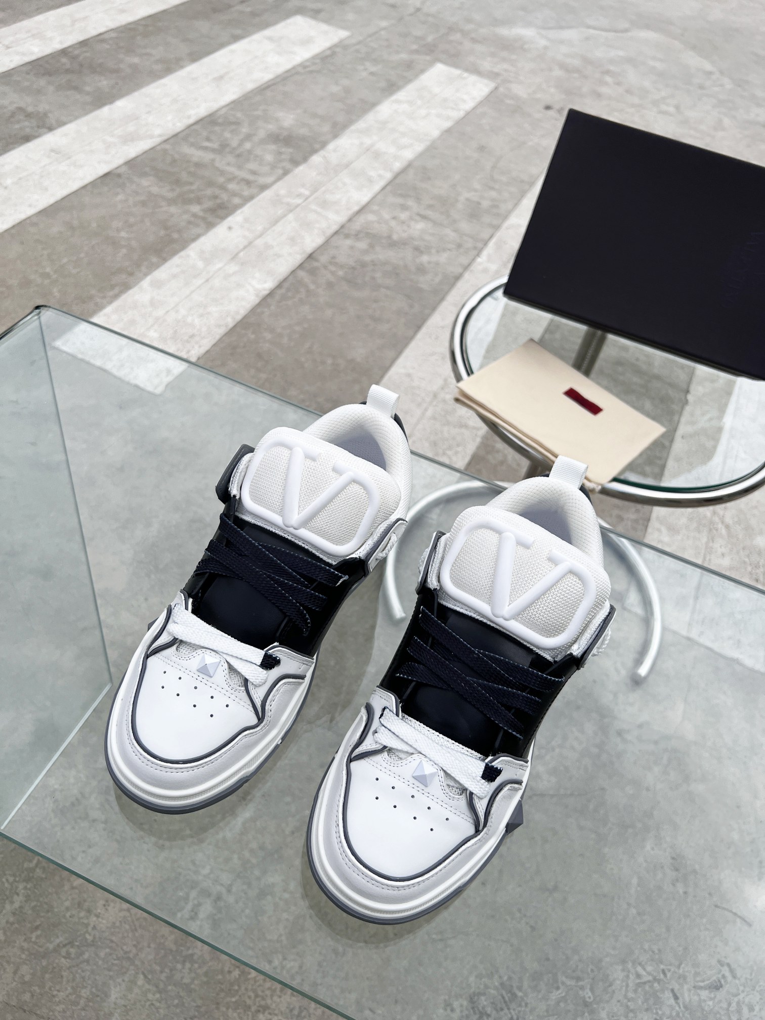 Valentino shoes (35-45) V007