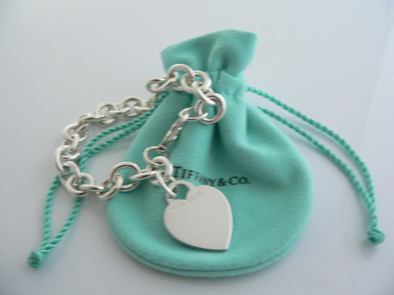 Tiffany & Co Heart Tag Bracelet Bangle 7.5 Inch Gift Pouch Silver Love Pouch