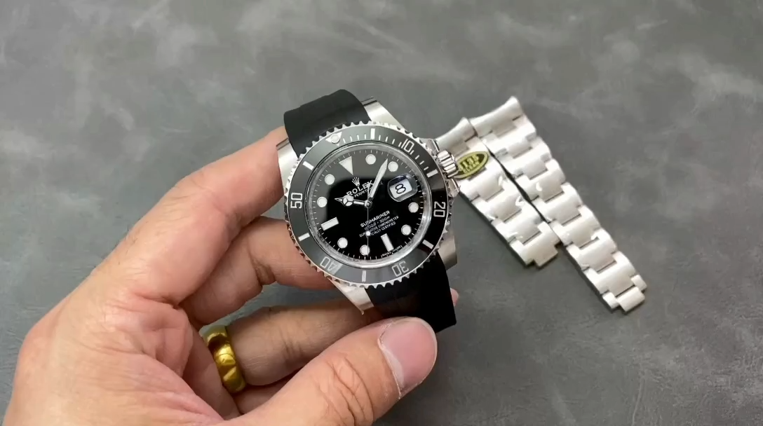 Rolex Submariner 126610LN Black Rubber Strap Black Dial 41mm Mens Replica Watch