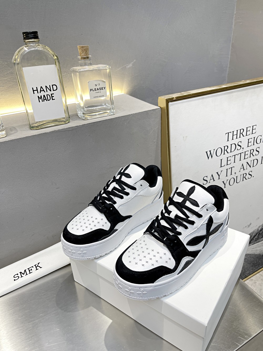 SMFK 001 Casual shoes XM 042