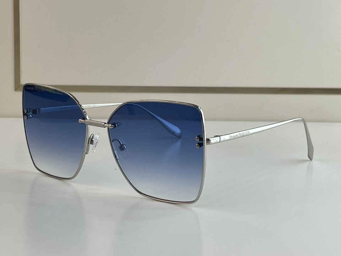 Alexander McQueen Sunglasses