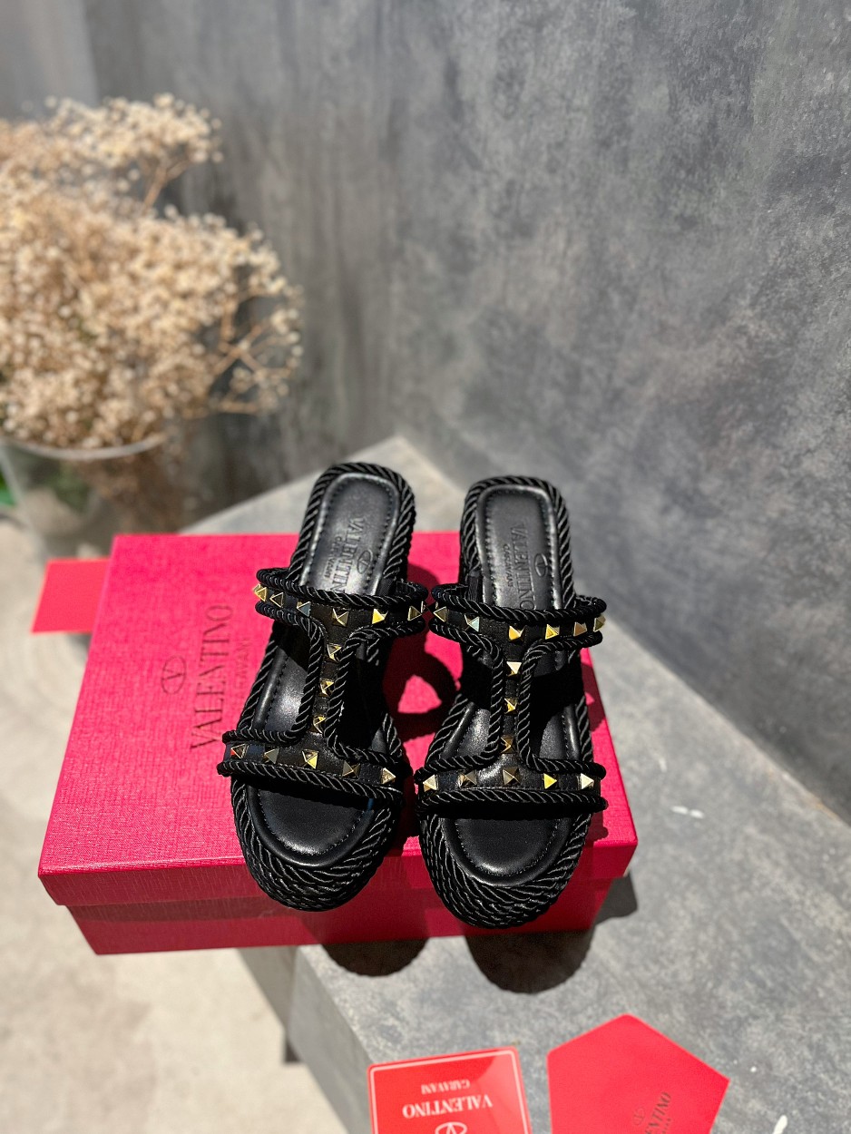 Valentino shoes 016 XM 092