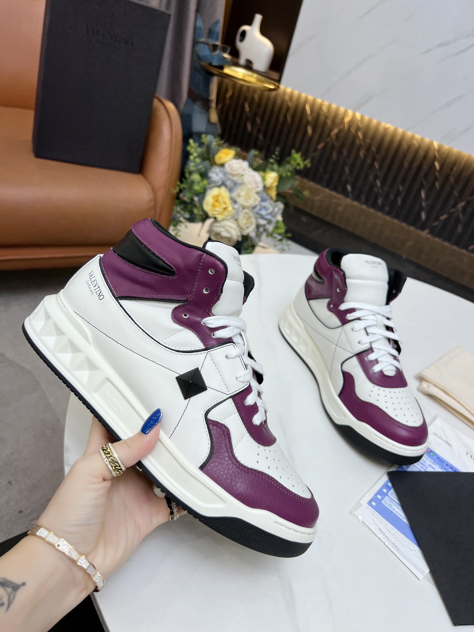Valentino shoes (35-45) V002