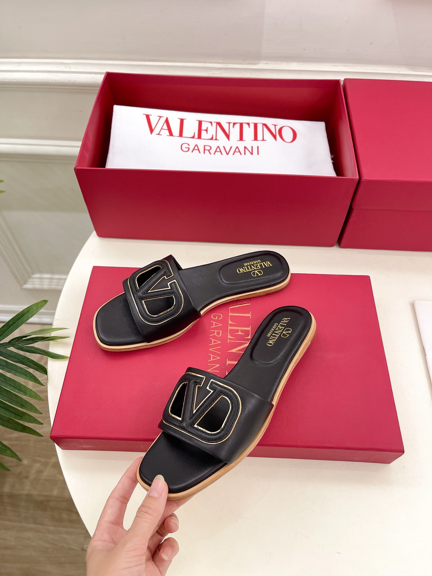 Valentino Shoes Slipper Valentino Garavani Roman Stud Women's Slippers