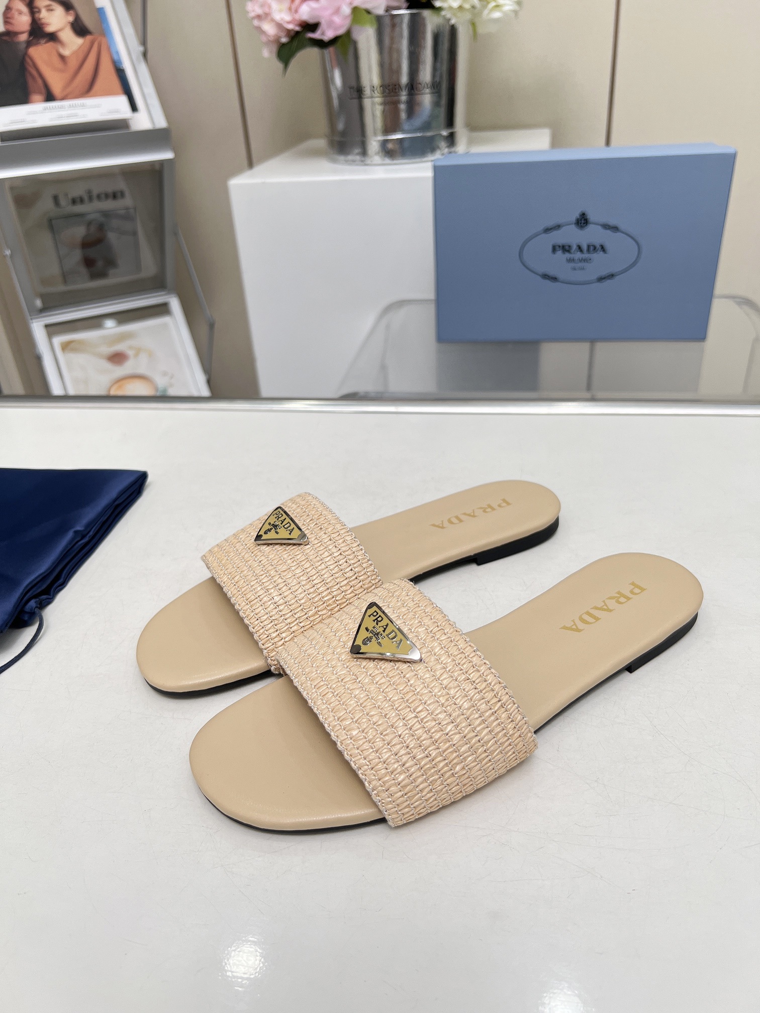 Prada Shoes Latest women's slippers