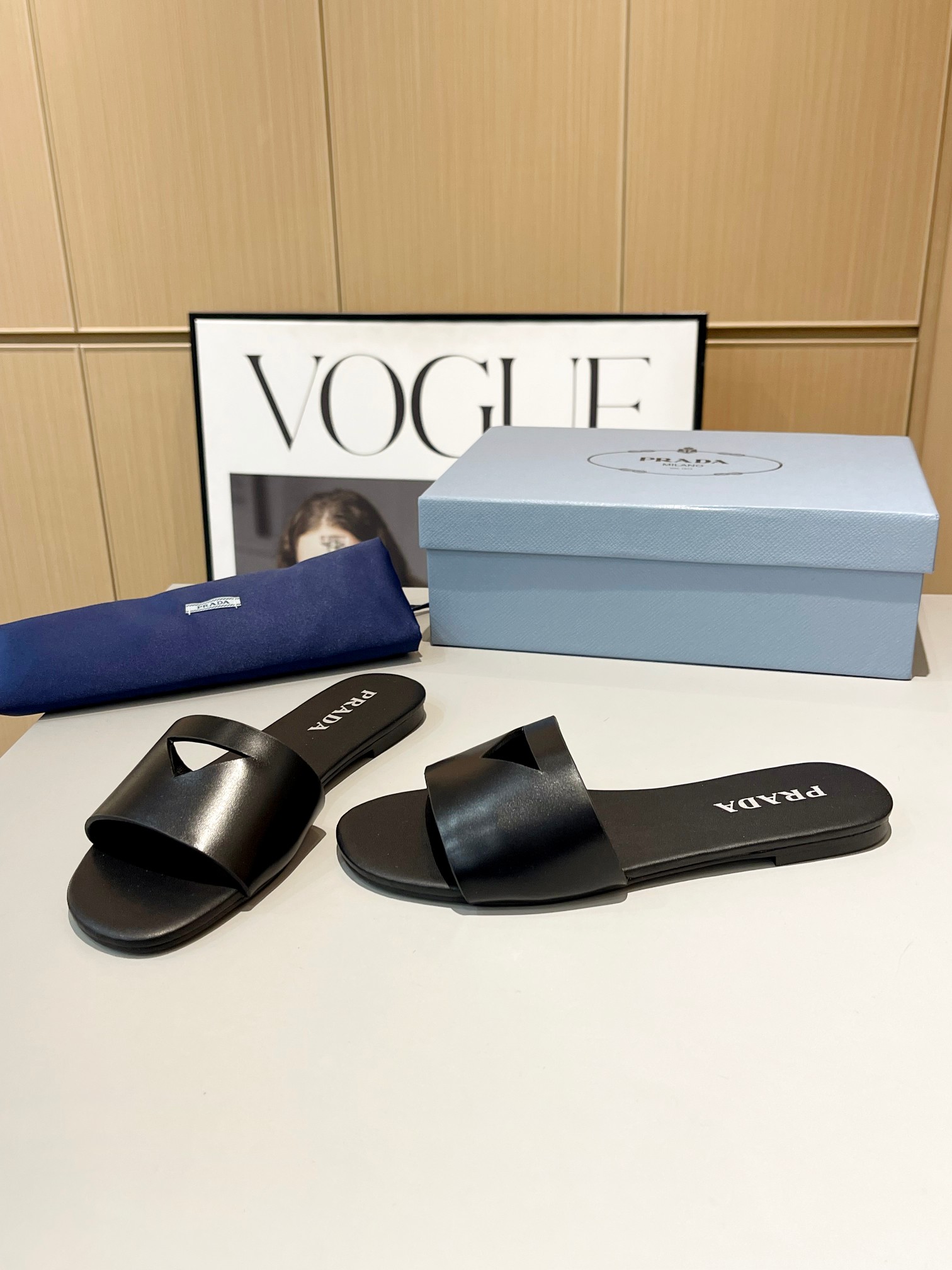Prada Shoes Hollow out women's slippers