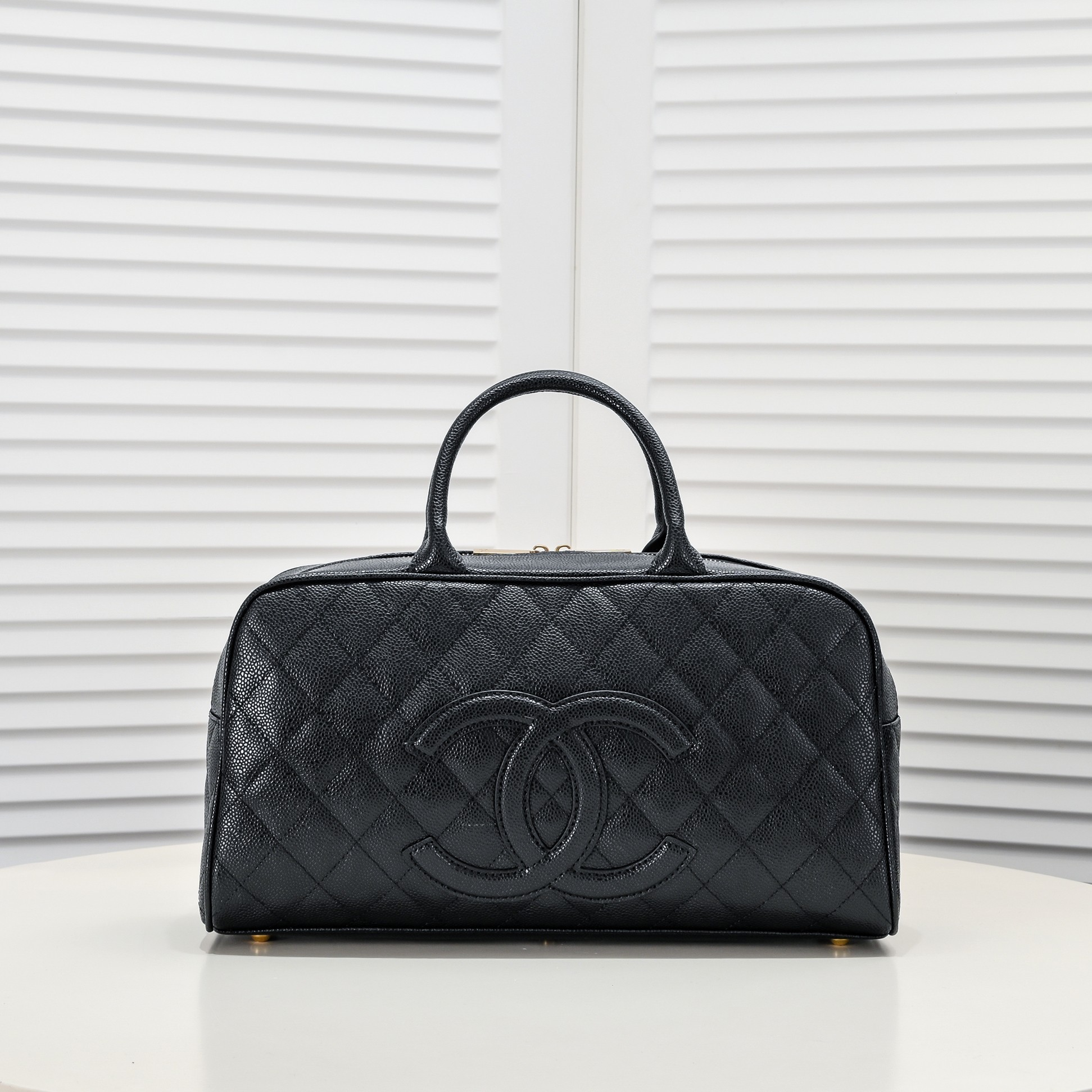 Chanel 24c Vintagep Hilton Bag Shoulder Bag Handbag