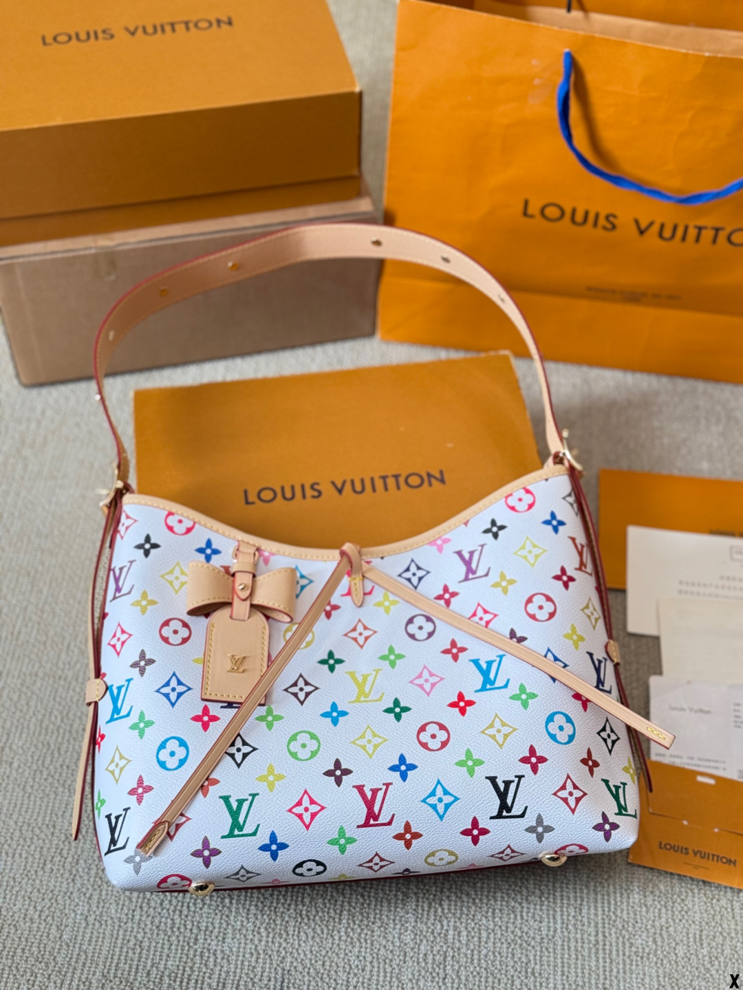 LV CarryAll Bag 088 DB502 30cm