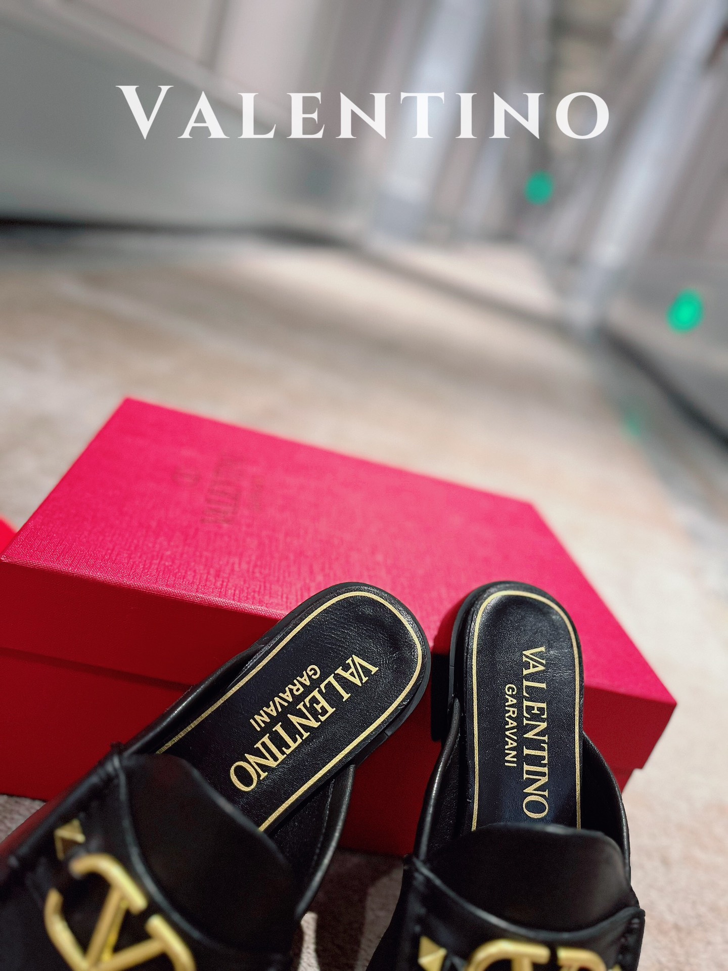Valentino shoes 001 XM 092
