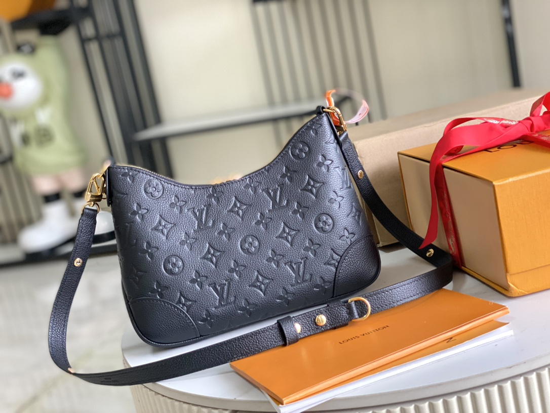 Louis Vuitton Bags Shoulder Bag Crossbody bag M12930 锛�10AReplica锛�