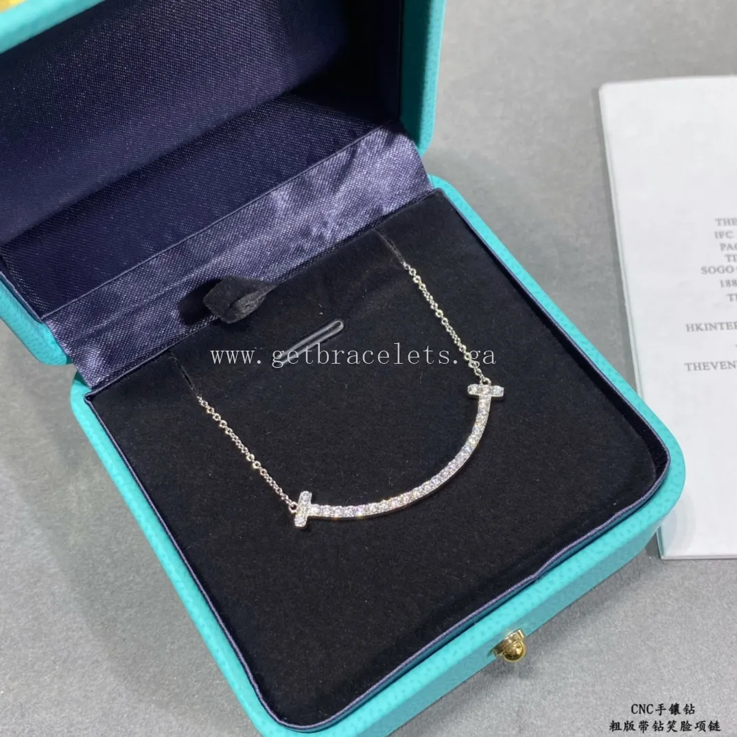 Tiffany T Medium Smile Pendant With Diamonds Yellow Gold/Rose Gold/White Gold