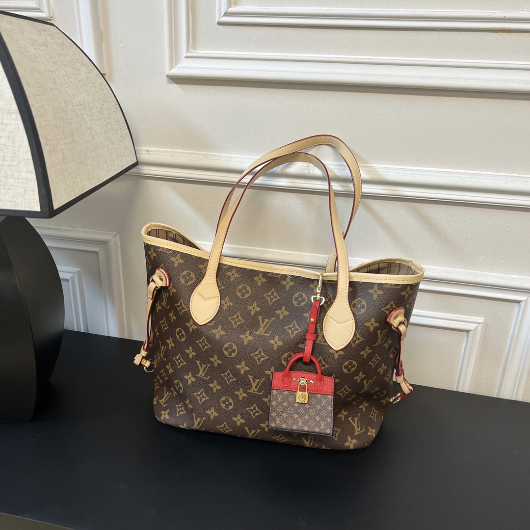 Louis Vuitton Micro Bag Leather Keychain Pendant Accessories