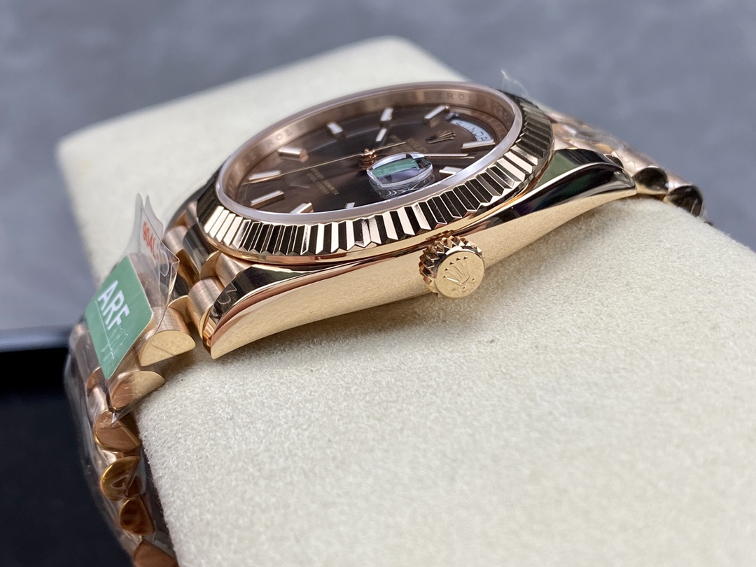 Rolex Day-Date 228235 Chocolate Brown Dial Fluted Bezel 40mm Mens Replica Watch