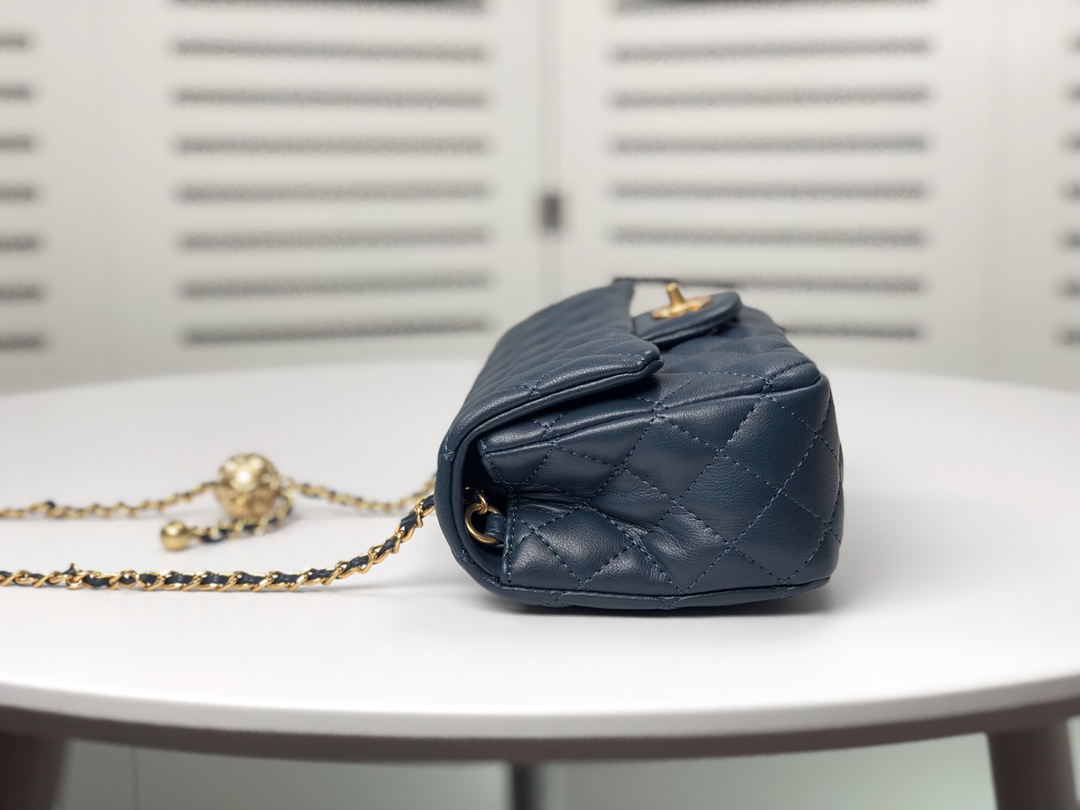 Chanel Cross Body Metal Ball Chain Shoulder Bag Handbag