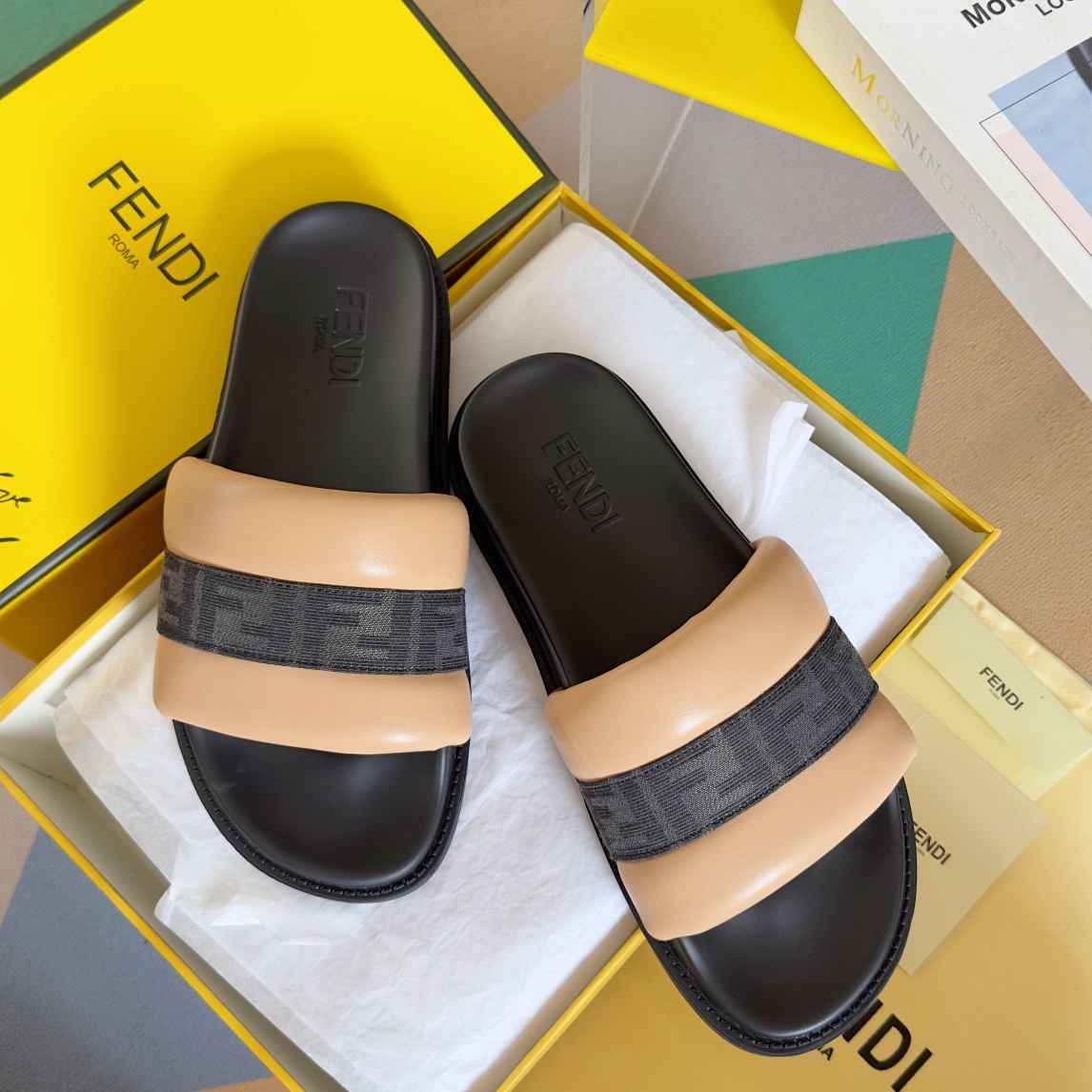 Fendi Shoes Diagonal series thick-soled slippers for couples