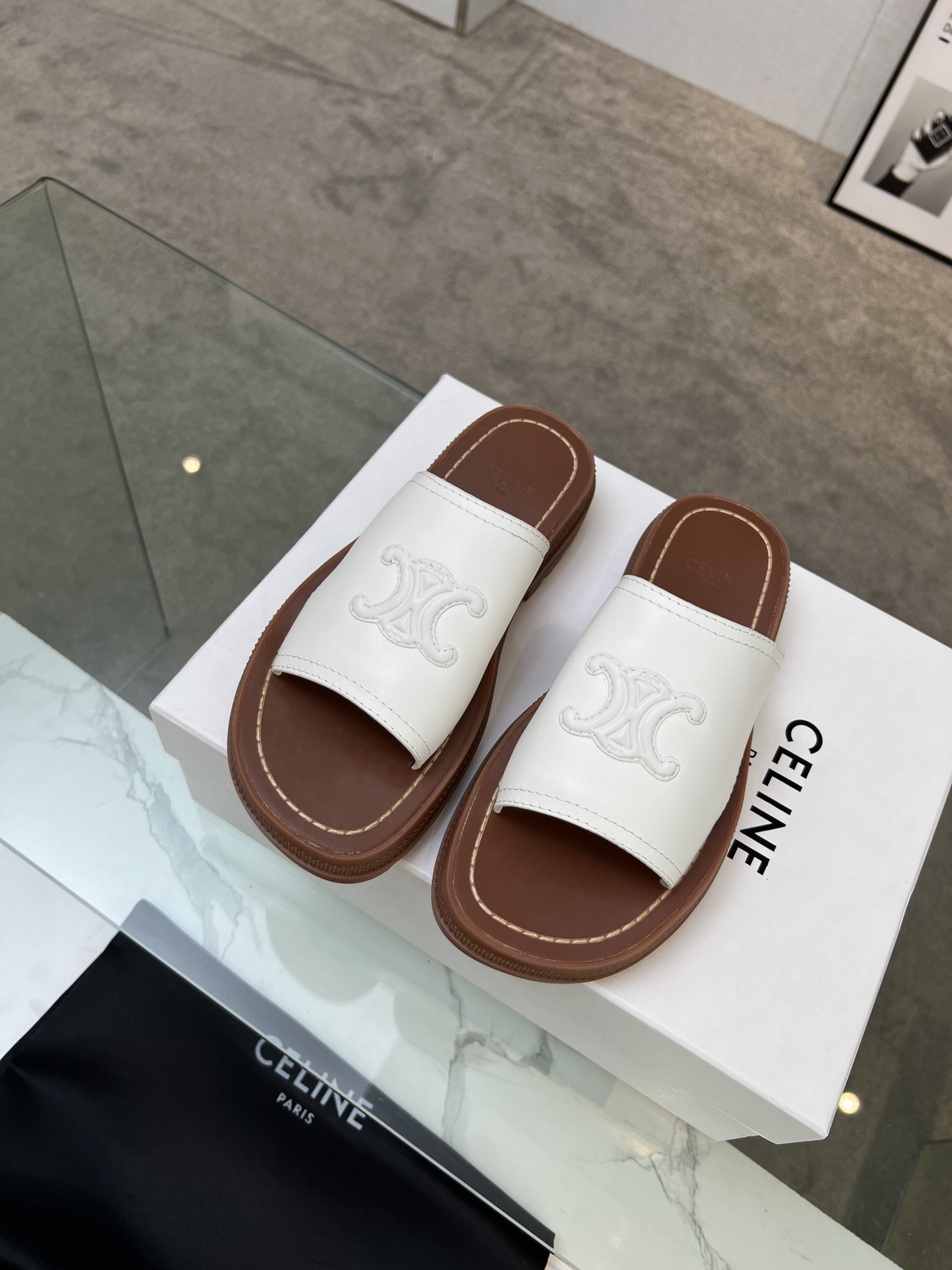 Celine shoes 008 XM 002 01