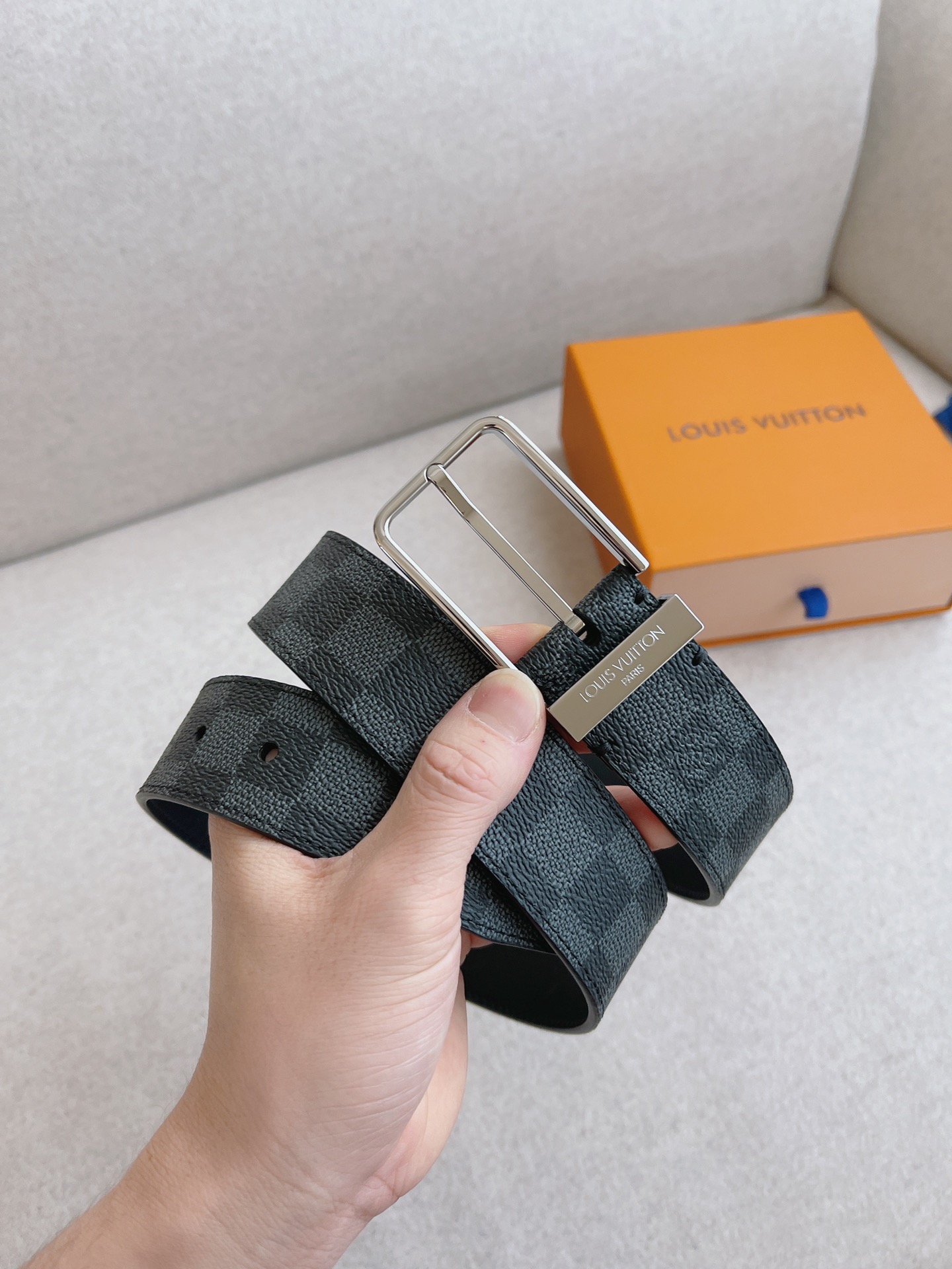 Louis Vuitton LV Leather Belts 1:1 Mirror Version