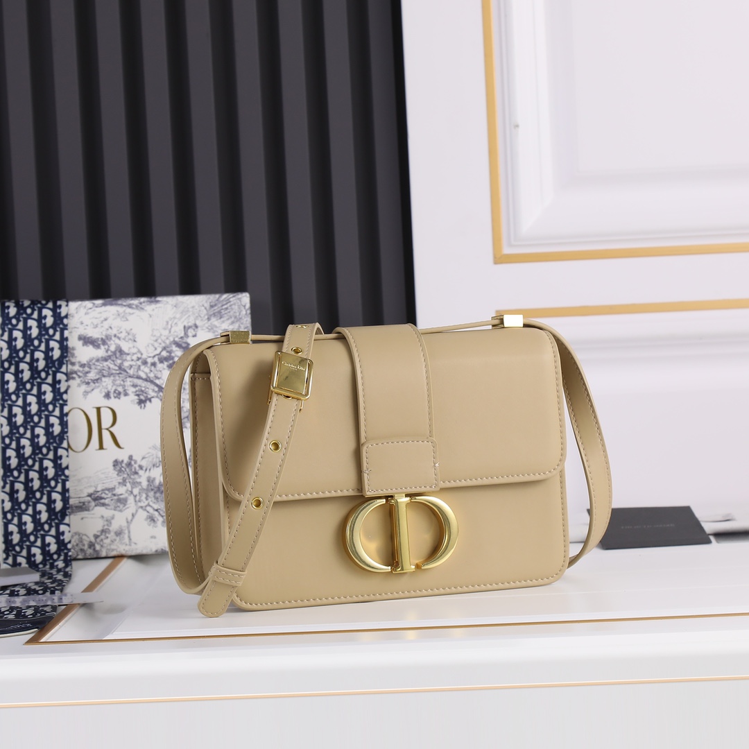 30 Montaigne Bag Apricot CD-1001 XB081 24cm
