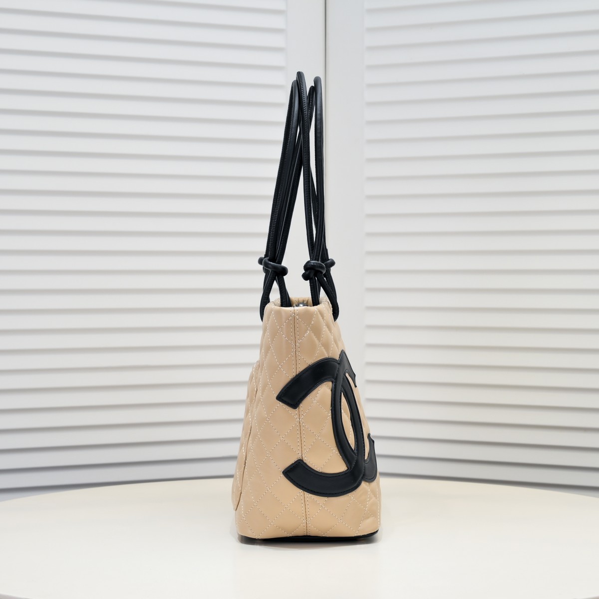Chanel 24A Vintagep Shoulder Bag Handbag