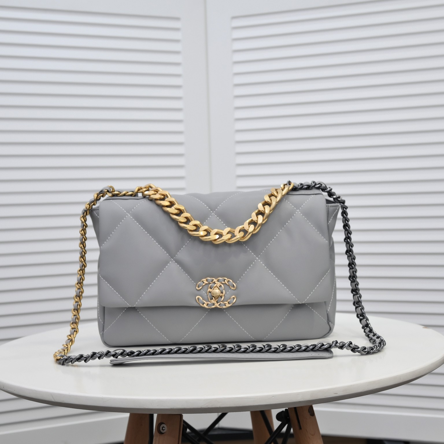 Chanel Lambskin Quilted Medium19 Flap Shoulder Bag Handbag